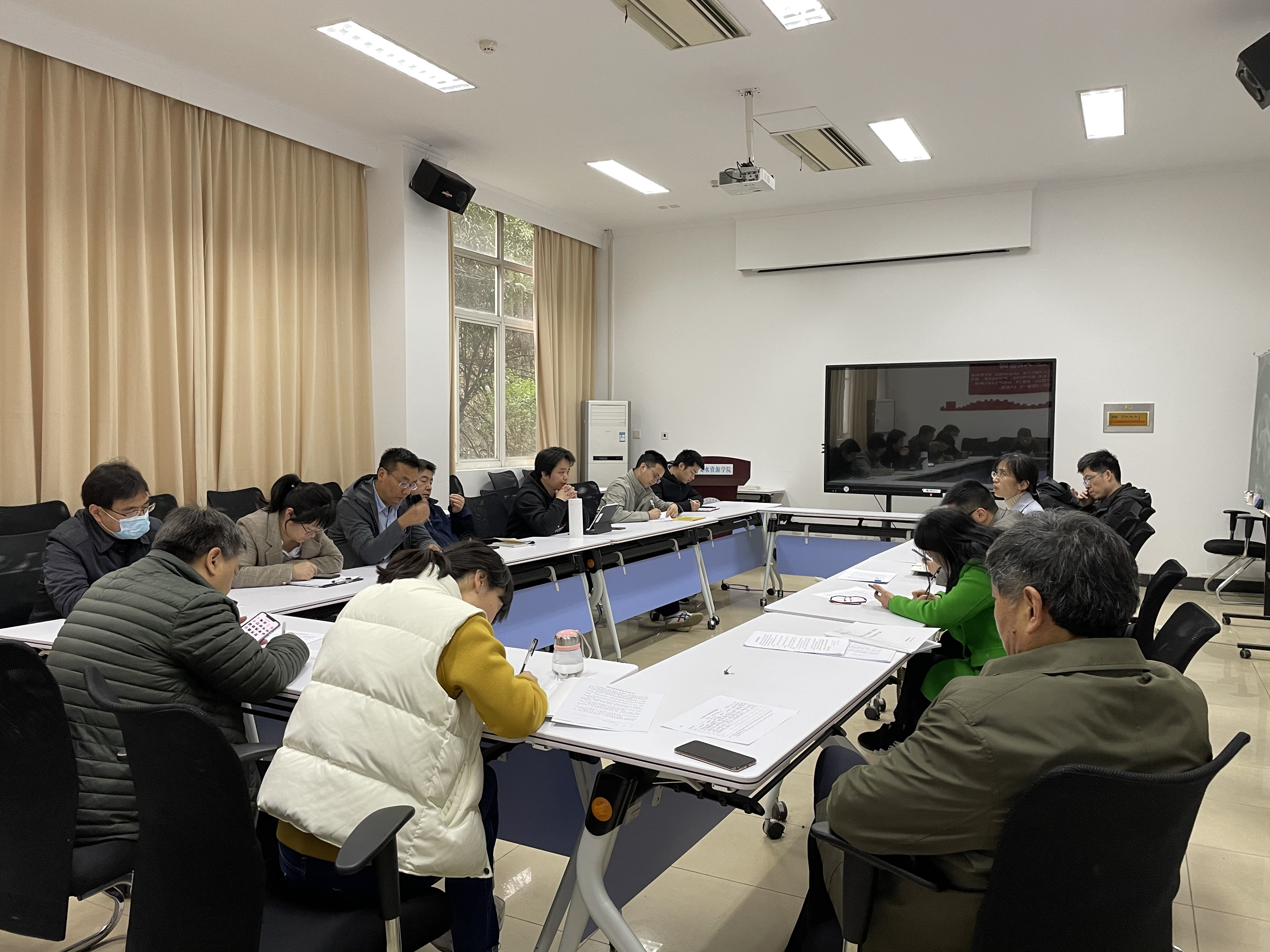 砥砺初心使命，汲取奋进力量——注册送体验金
2020级水文一班、水文三班硕士生党支部开展主题党日活动