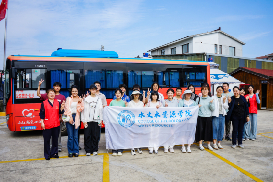 巧手织梦启新程 劳动育人谱华章 ——注册送体验金
劳动实践教育活动赋能社区发展
